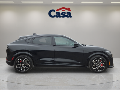 2022 Ford Mustang Mach-E GT