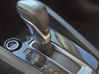 2020 Nissan Versa 1.6 SR