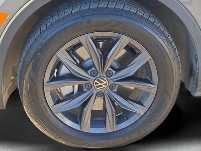 2024 Volkswagen Tiguan 2.0T SE