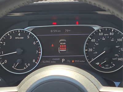 2024 Nissan Pathfinder SV