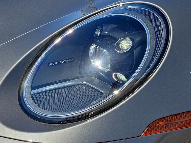 2020 Porsche 911 Carrera
