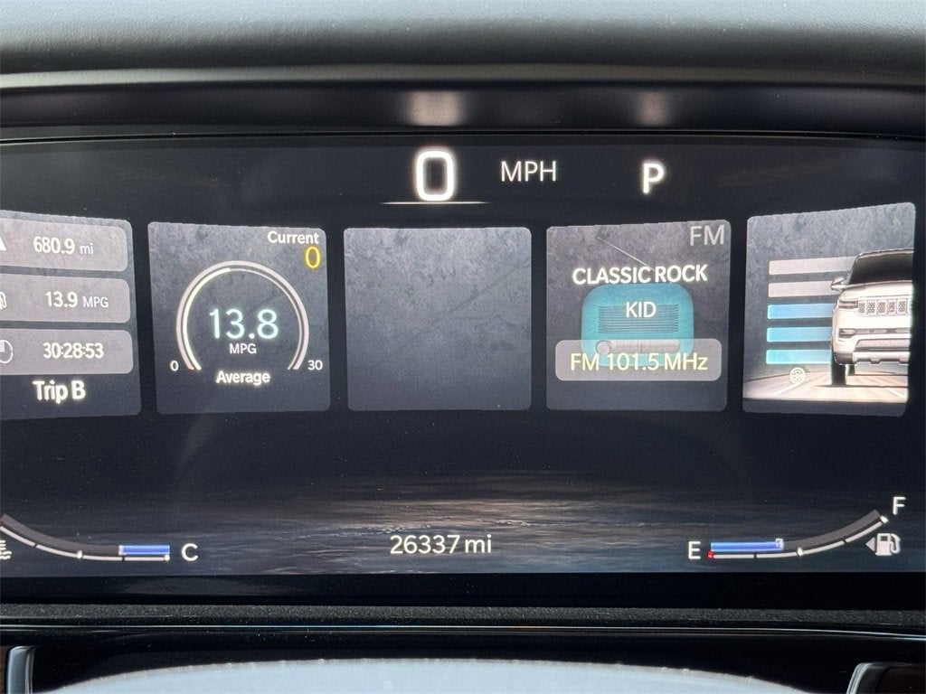 2022 Jeep Grand Wagoneer Series III