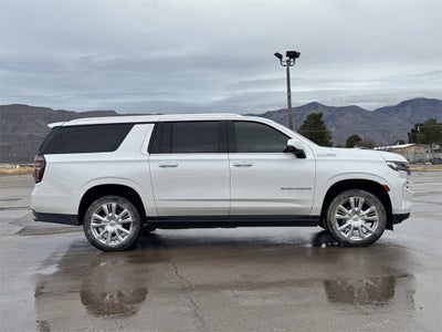 2023 Chevrolet Suburban High Country