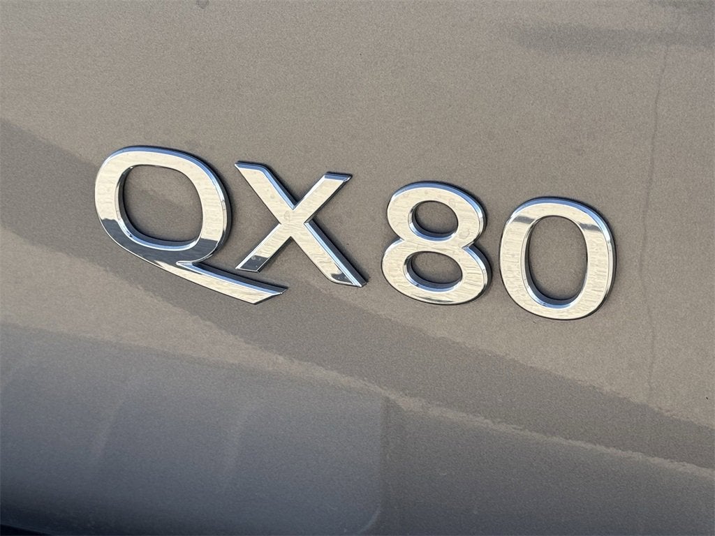 2014 INFINITI QX80 4WD 4dr