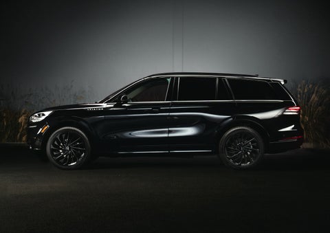 A 2024 Lincoln Aviator® SUV is shown in the Infinite Black exterior color | Casa Lincoln in El Paso TX