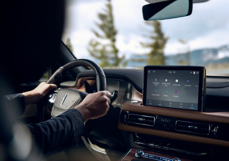 The center touch screen in a 2024 Lincoln Aviator® SUV is shown | Casa Lincoln in El Paso TX