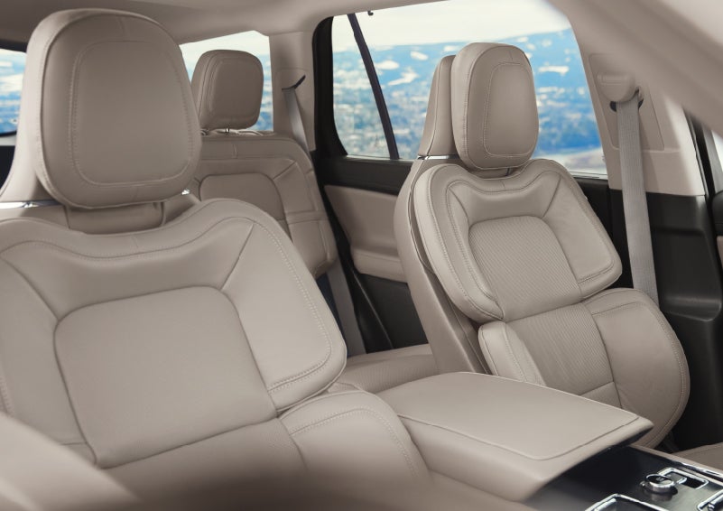 The interior of a 2024 Lincoln Aviator® SUV in the Sandstone interior color | Casa Lincoln in El Paso TX