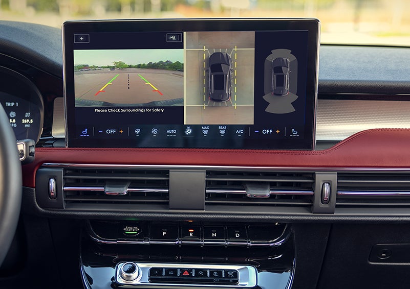 The large center touchscreen of a 2024 Lincoln Corsair® SUV is shown. | Casa Lincoln in El Paso TX