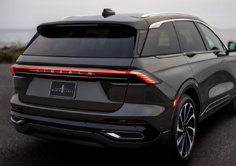 The rear of a 2025 Lincoln Black Label Nautilus® SUV displays full LED rear lighting. | Casa Lincoln in El Paso TX