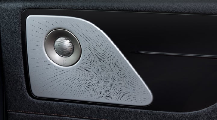 A close-up view of the available Revel® Ultima 3D Audio System. | Casa Lincoln in El Paso TX