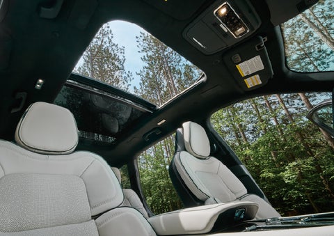 The front seats of a 2027 Lincoln Aviator® Black Label™ SUV | Casa Lincoln in El Paso TX