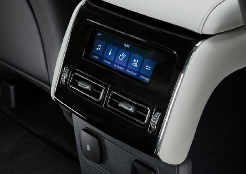 The second row touch screen displays audio and temperature control settings. | Casa Lincoln in El Paso TX